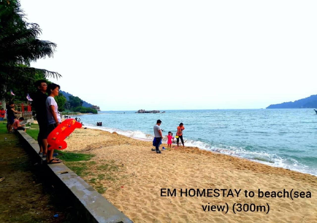 Em Homestay Pekan Pangkor Exterior photo