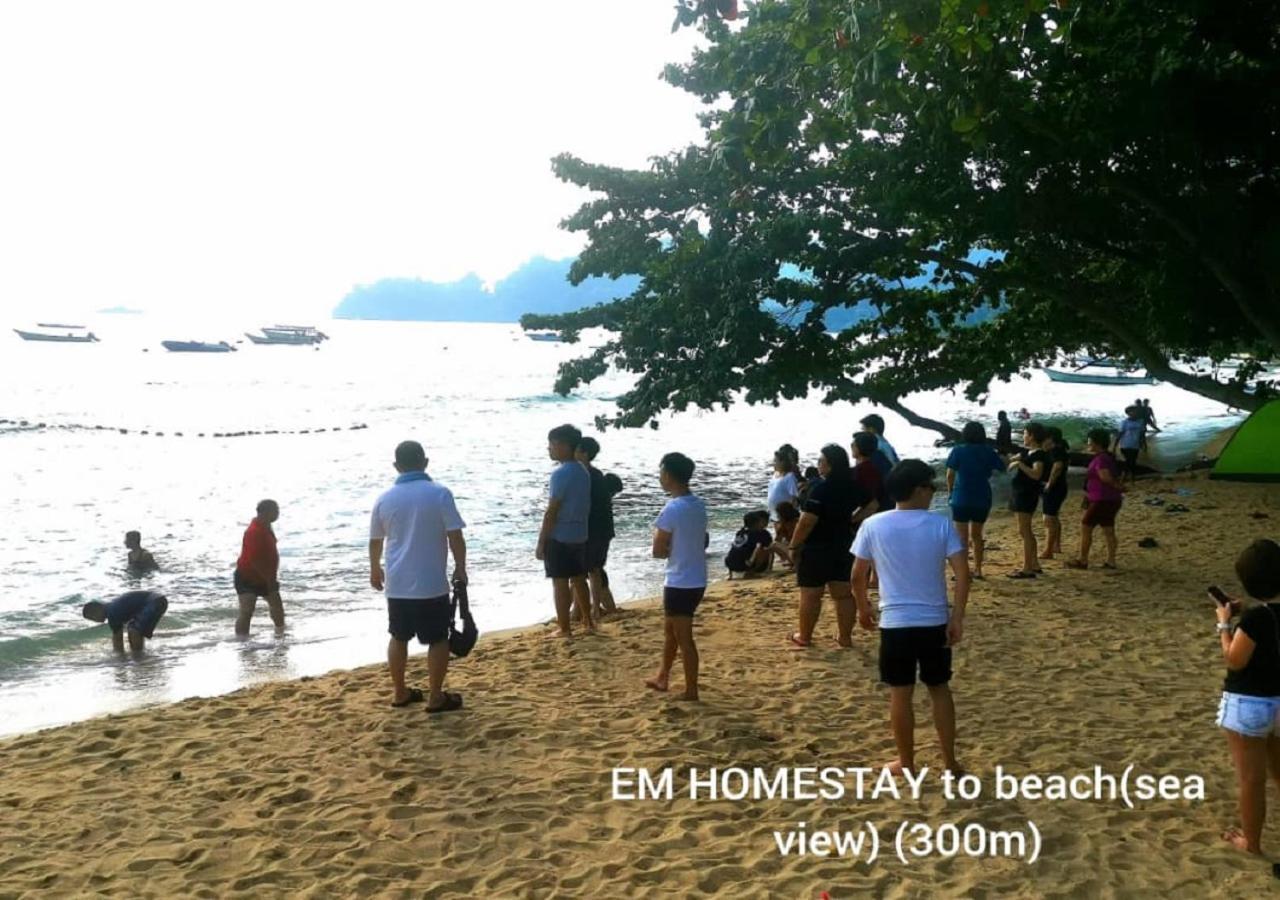 Em Homestay Pekan Pangkor Exterior photo