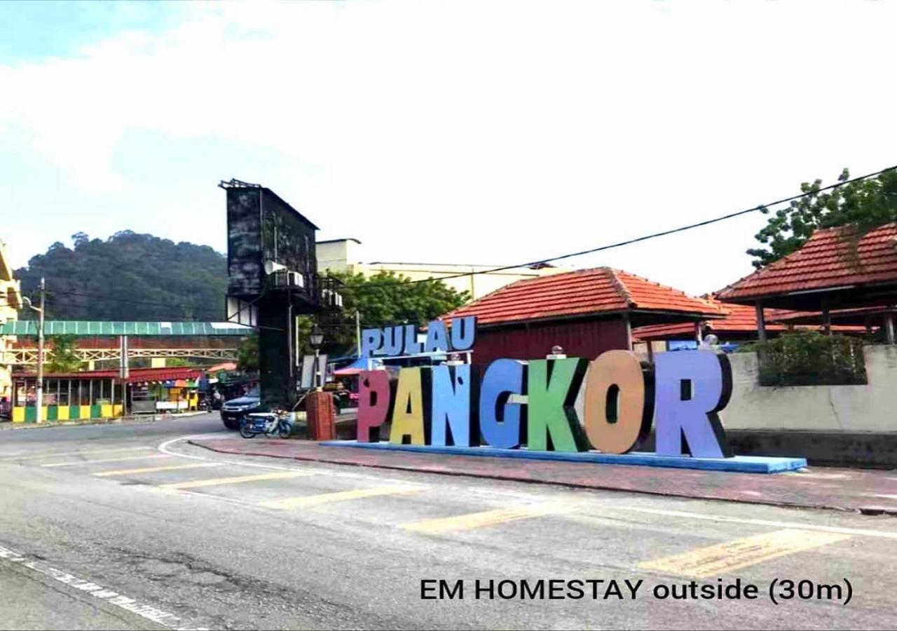 Em Homestay Pekan Pangkor Exterior photo